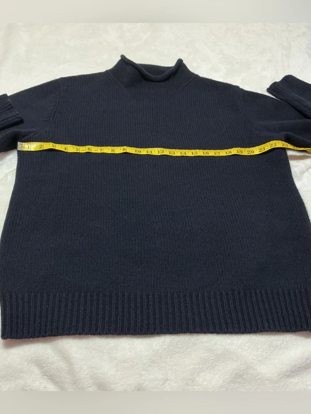 Men’s J. Crew 100% Lambswool Roll Neck Sweater Navy Size Large Cozy Preppy